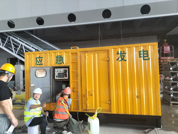 麻城怎样判断空气滤清器是否需要更换？